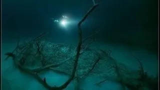 Cenote Angelita - ceata din adancuri