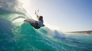Kitesurfing pe apele Turciei