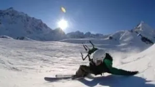 Snowkiting - zmeul si snowboardul sau skiurile