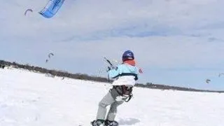 Schiuri sau placa la snowkiting