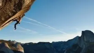 Dean Potter - acrobatie si alpinism duse la extrem