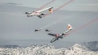 Wingsuit + Planoare = marca RedBull