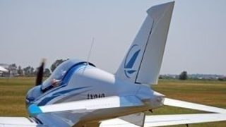 Cel mai rapid avion ultrausor  - Blackshape Prime
