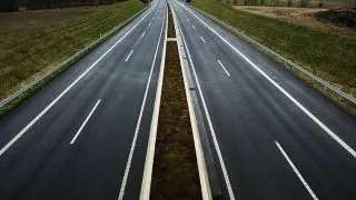 Hipnoza autostrazii - Ce este si cum ne afecteaza?