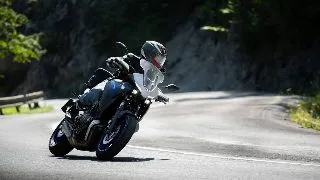5 accesorii pentru moto si ATV pe care trebuie sa le ai in garaj